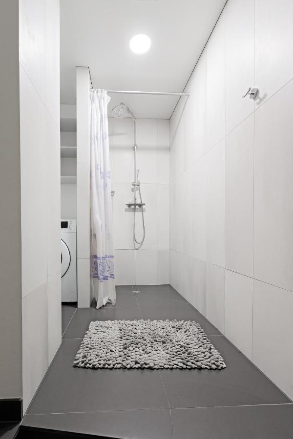 Buddha Luxury Apartment Kaunas City Centre Eksteriør bilde